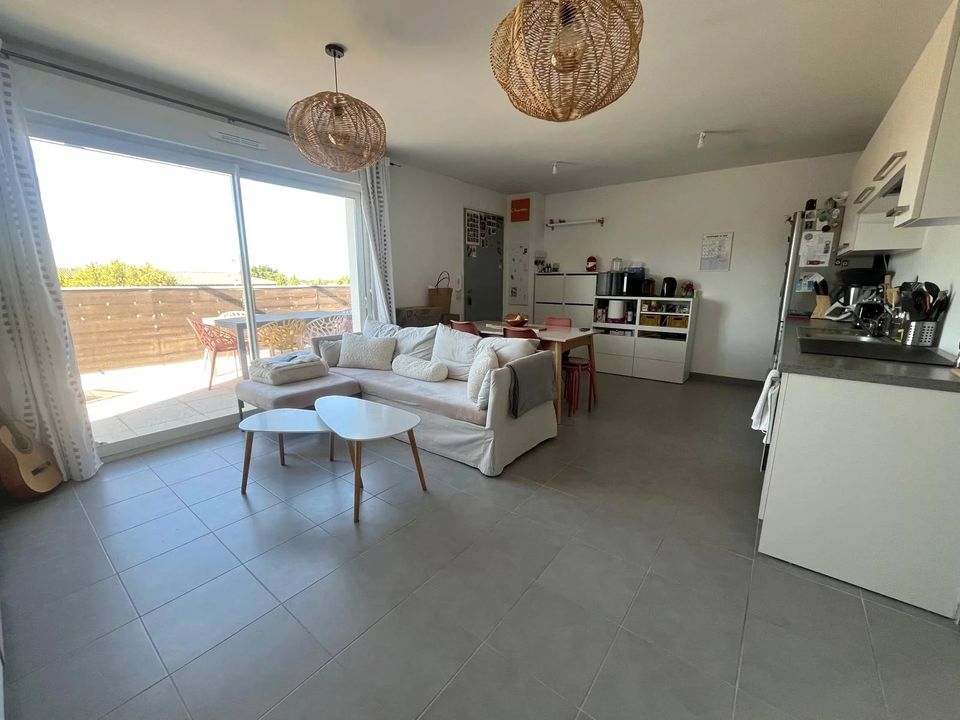 Apartamento en Saint-Cannat, Bouches-du-Rhone - foto 2