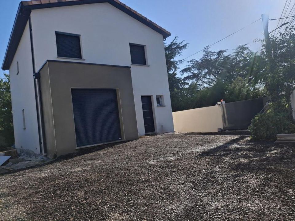 Villa in Villeneuve-Tolosane, Haute-Garonne - foto 1