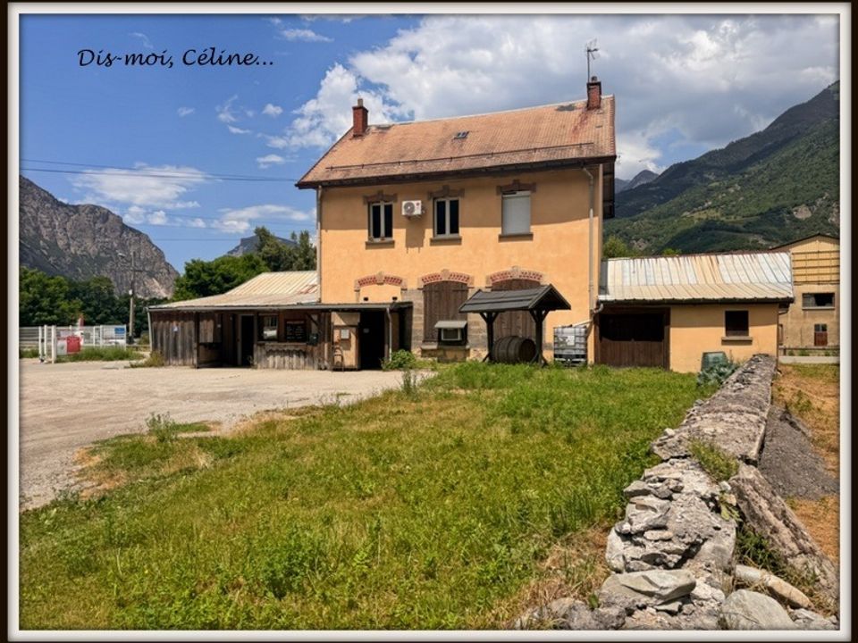 Villa i Saint-Jean-de-Maurienne, Savoie - foto 3