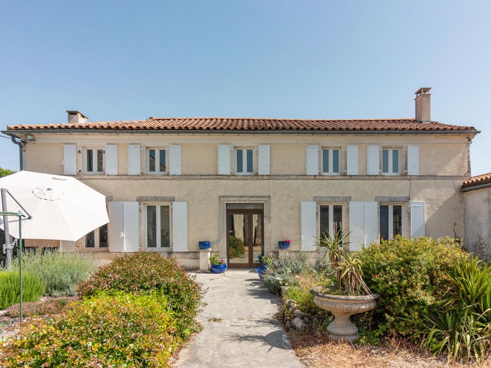 Villa em Sigogne, Charente - foto 1