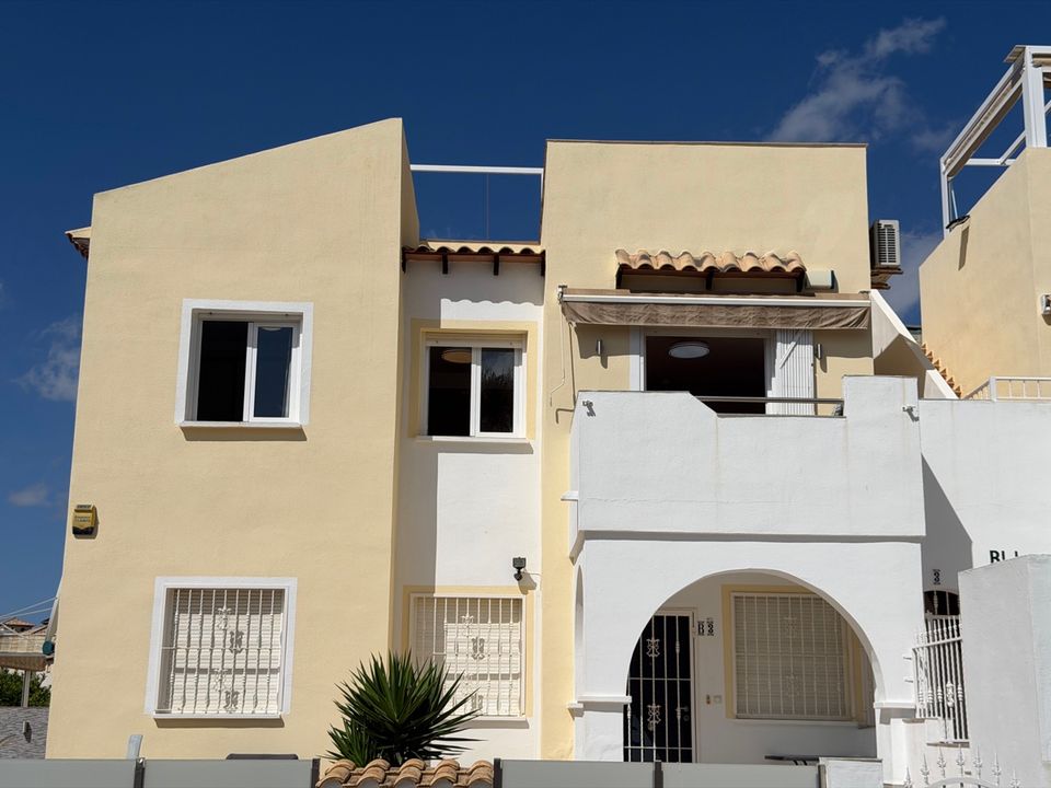 Lejlighed i Villamartin, Alicante - foto 1