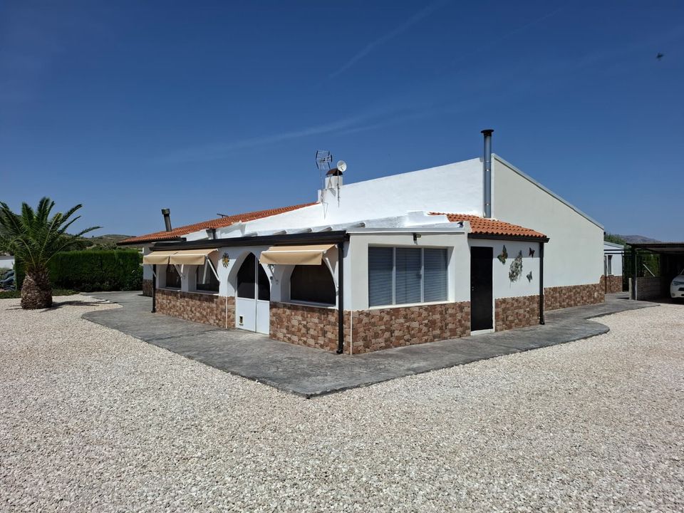 Villa i Villena, Alicante - foto 1