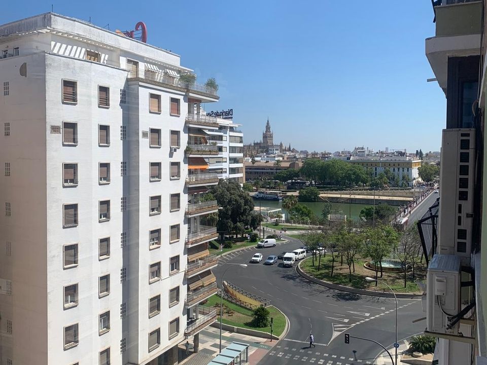 Apartment in Sevilla, Sevilla - photo 1