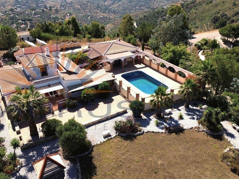 Villa i Competa, Malaga - bilde 1