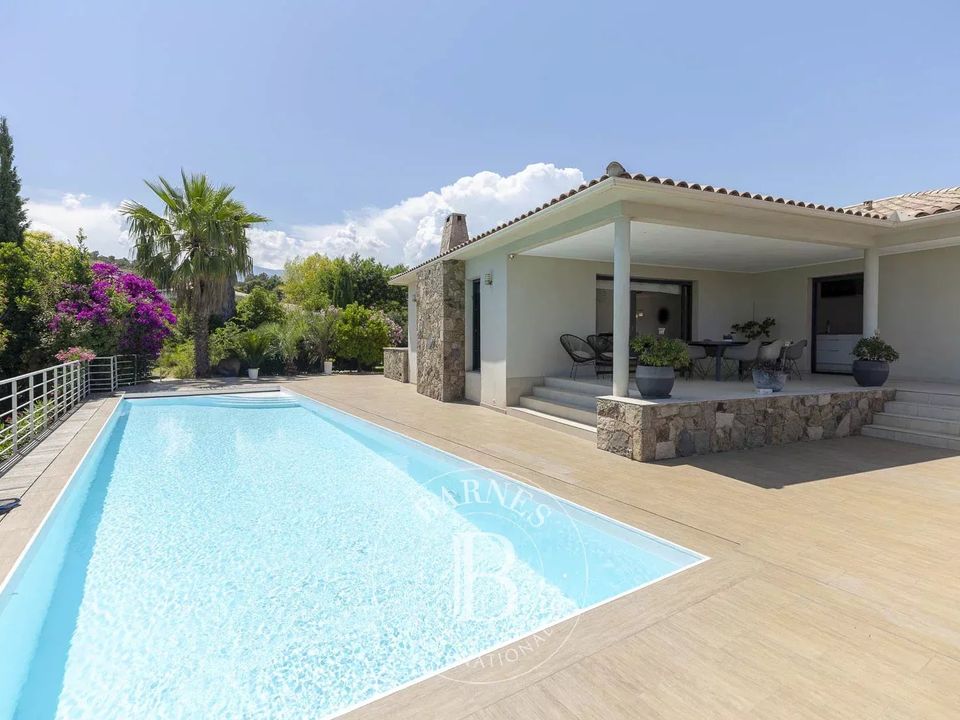 Villa i Sari-Solenzara, Corse-du-Sud - bilde 2