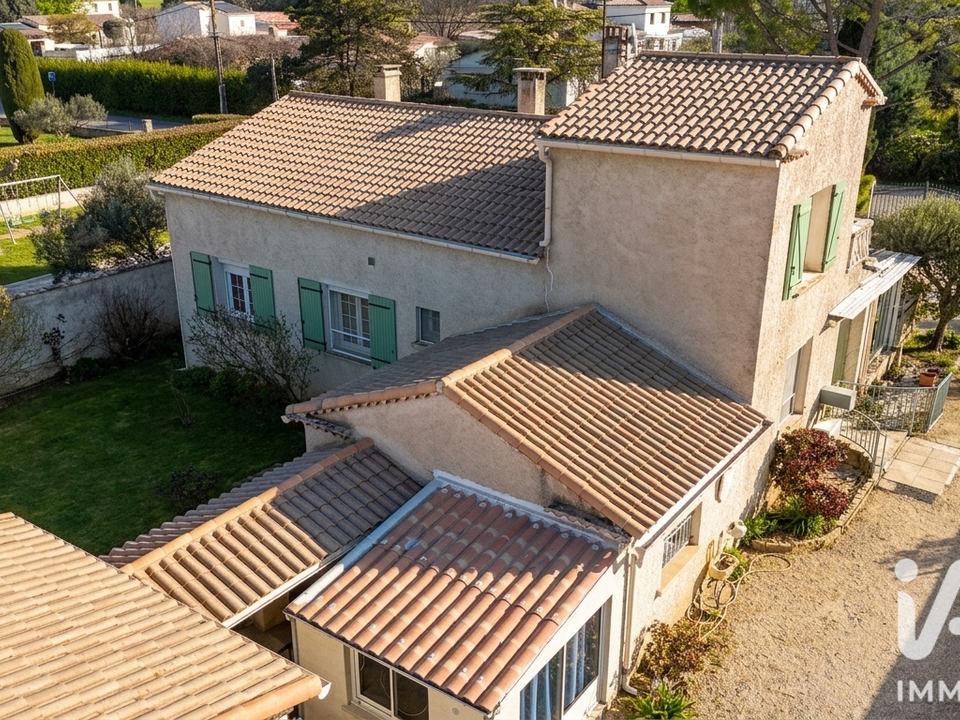 Villa en Lapalud, Vaucluse - foto 1