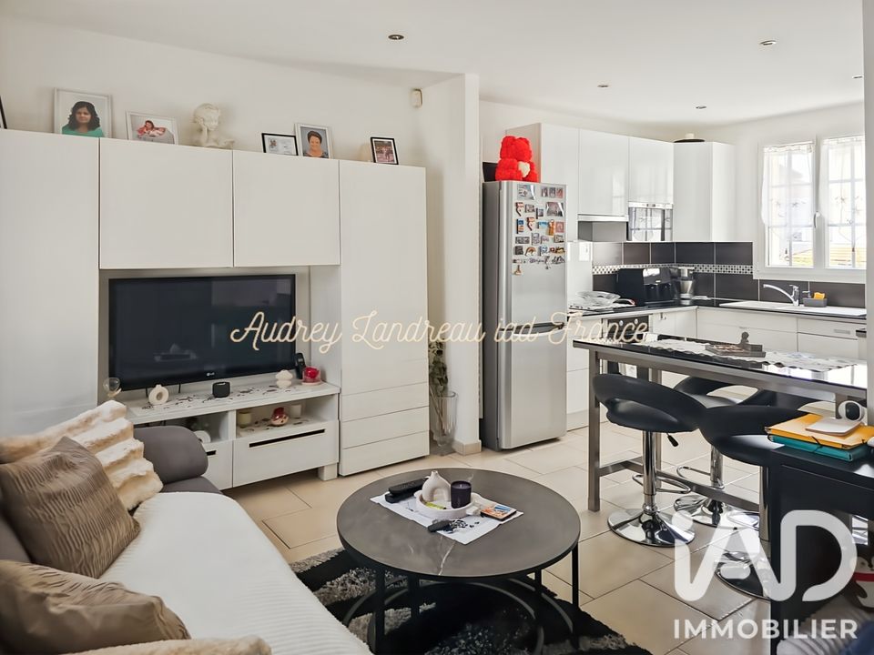 Villa i Neuilly-Plaisance, Seine-Saint-Denis - foto 3