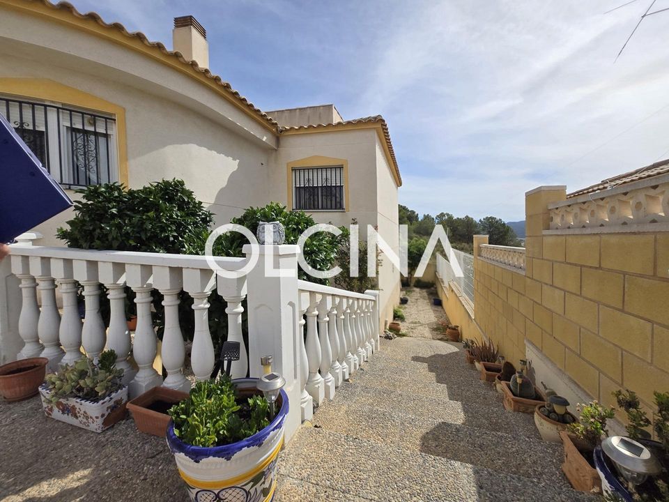 Villa en Castalla, Alicante - foto 4