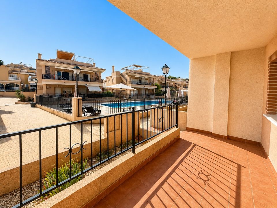 Town house in Algorfa, Alicante - photo 2