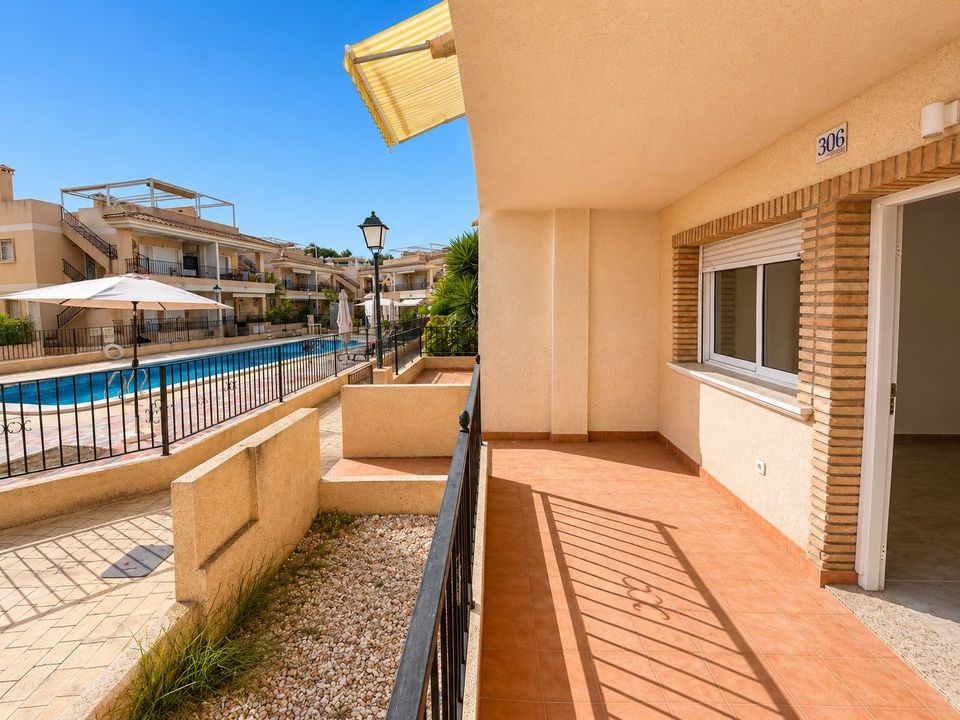 Town house in Algorfa, Alicante - photo 4