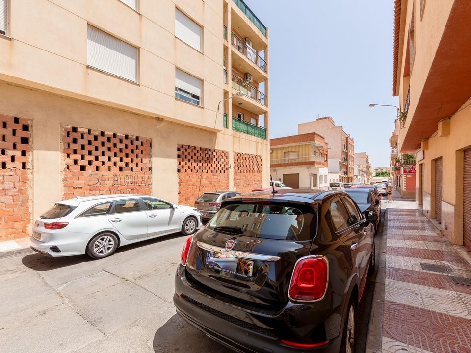 Erhvervsejendom i El Parador, Malaga - foto 3
