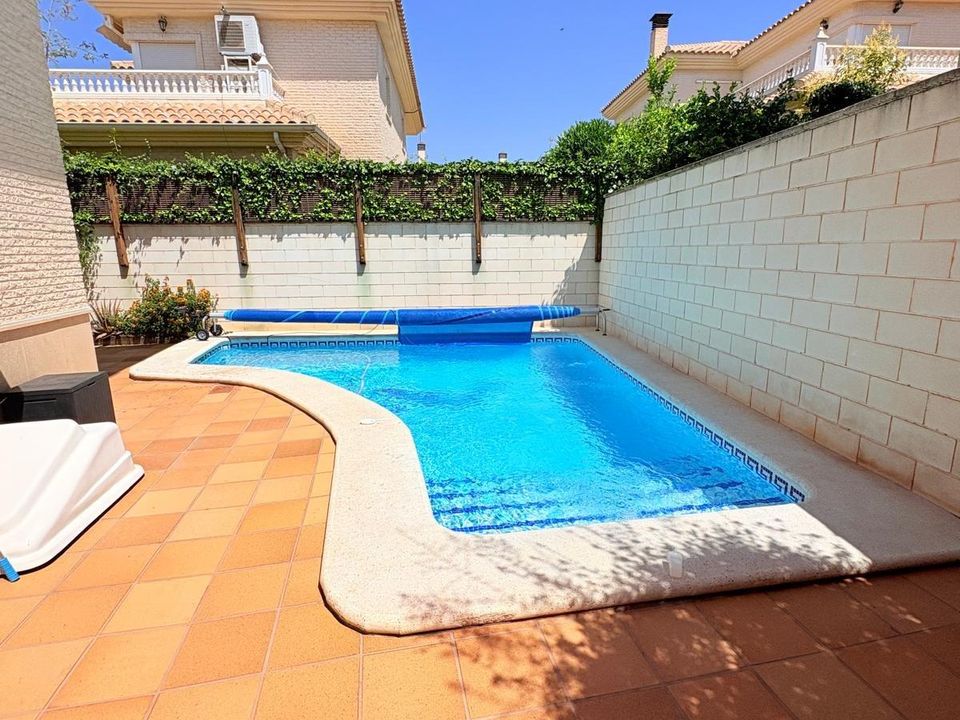 Villa i Petrer, Alicante - foto 2