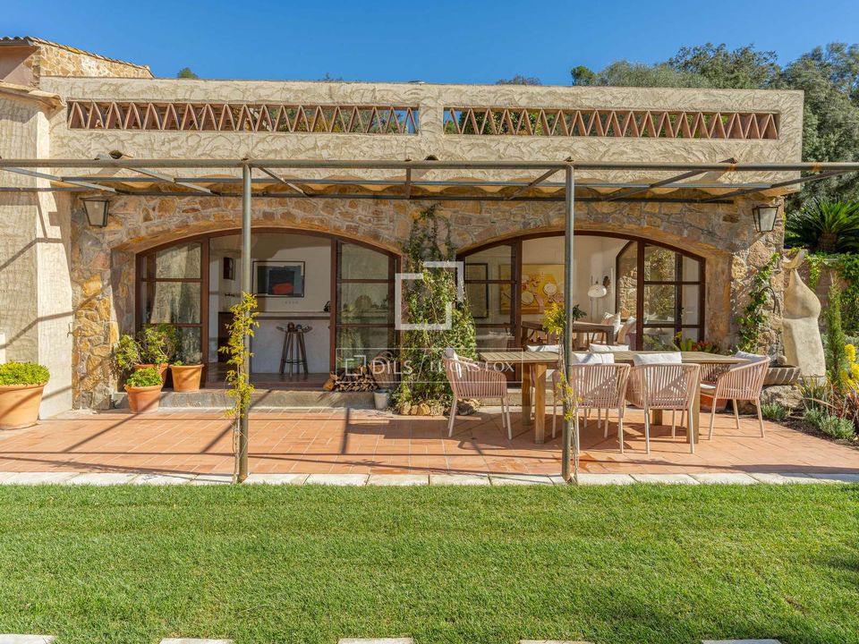Masia a Mont-Ras, Gerona - foto 1