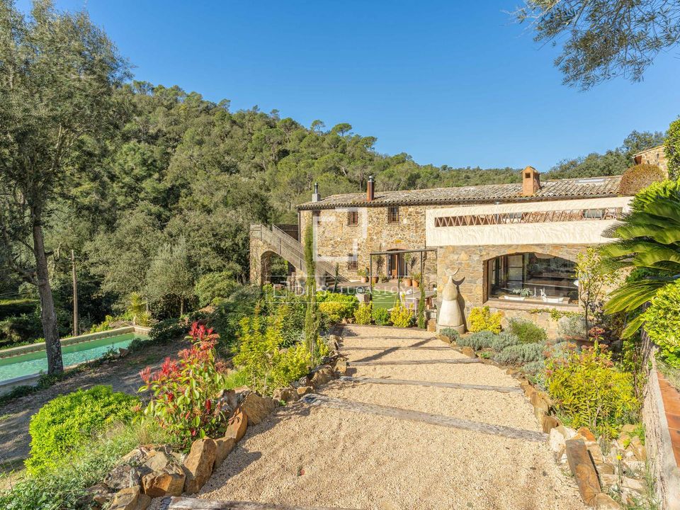 Masia a Mont-Ras, Gerona - foto 2