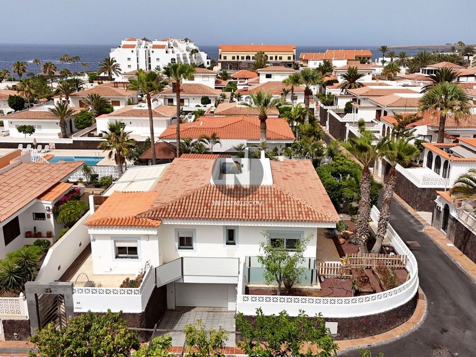 Villa i Costa Del Silencio, Tenerife - foto 1