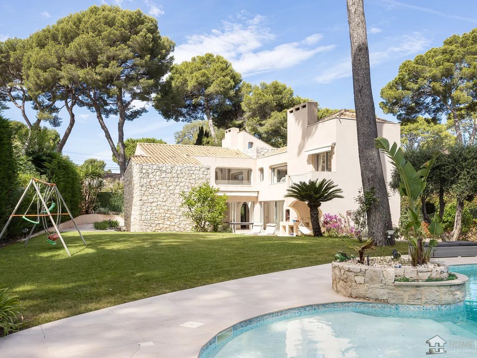 Villa i Antibes, Alpes-Maritimes - foto 1
