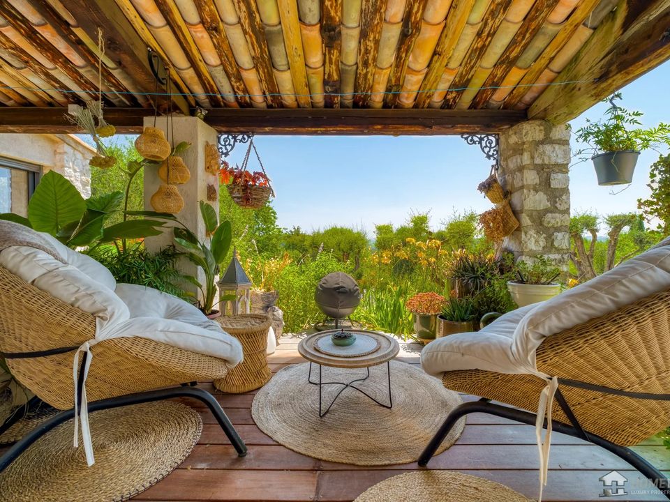 Villa i Tourrettes-sur-Loup, Alpes-Maritimes - foto 3