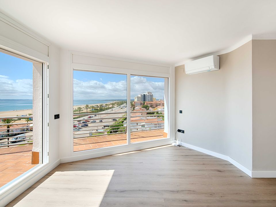 Lejlighed i Empuriabrava, Gerona - foto 4