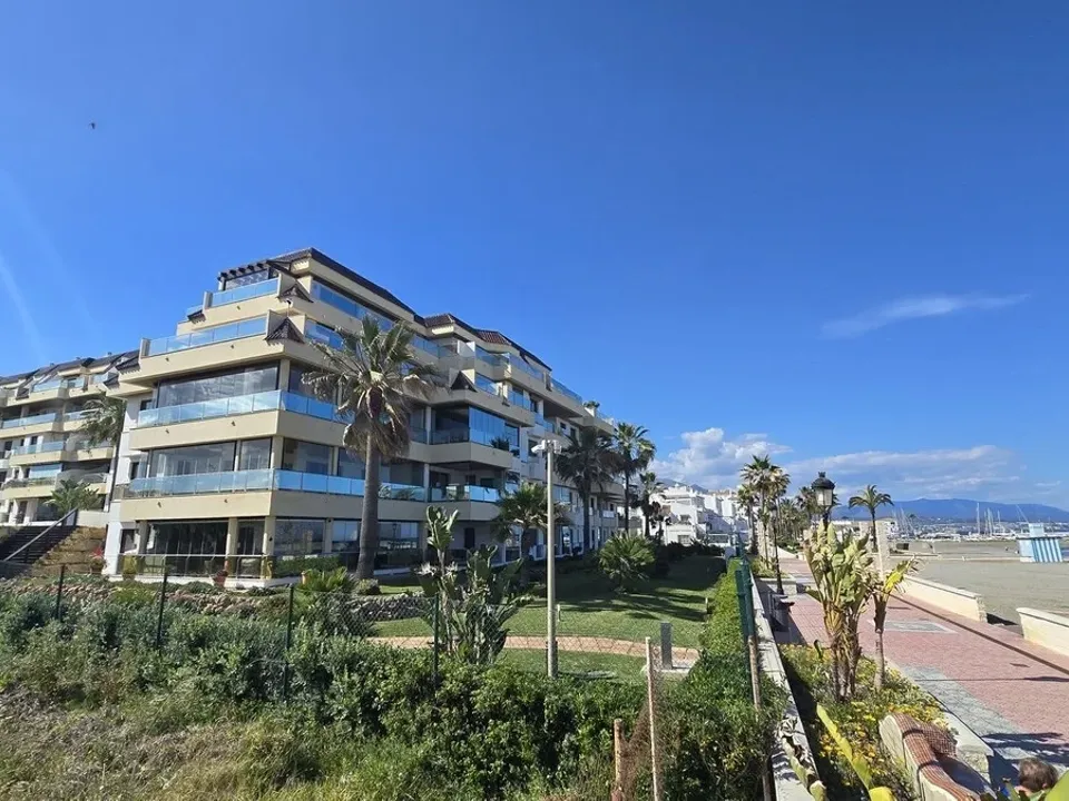 Lejlighed i Estepona, Malaga - foto 1