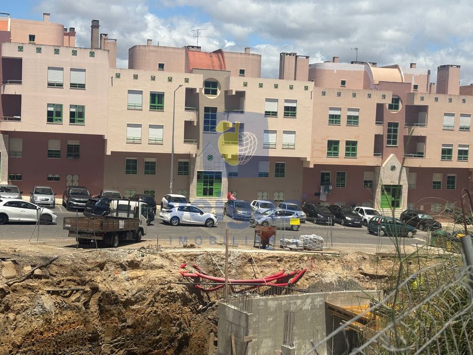 Lejlighed i Rio de Mouro-Estacao, Lisbon - foto 1