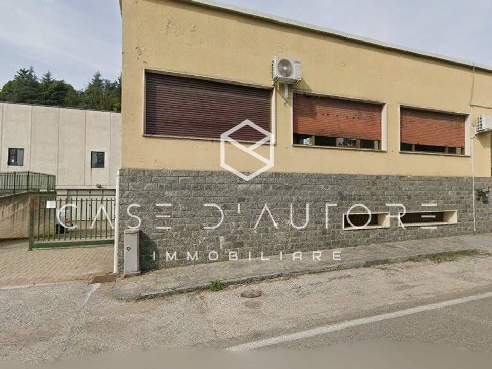 Propriedade comercial em Gazzada Schianno, Varese - foto 3