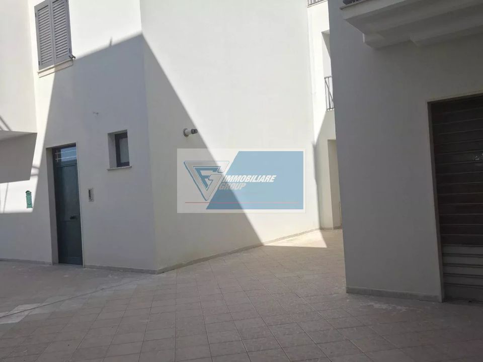 Propriedade comercial em Rosolini, Siracusa - foto 4