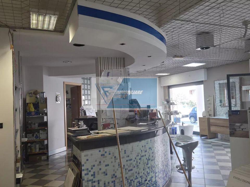 Propriedade comercial em Rosolini, Siracusa - foto 1