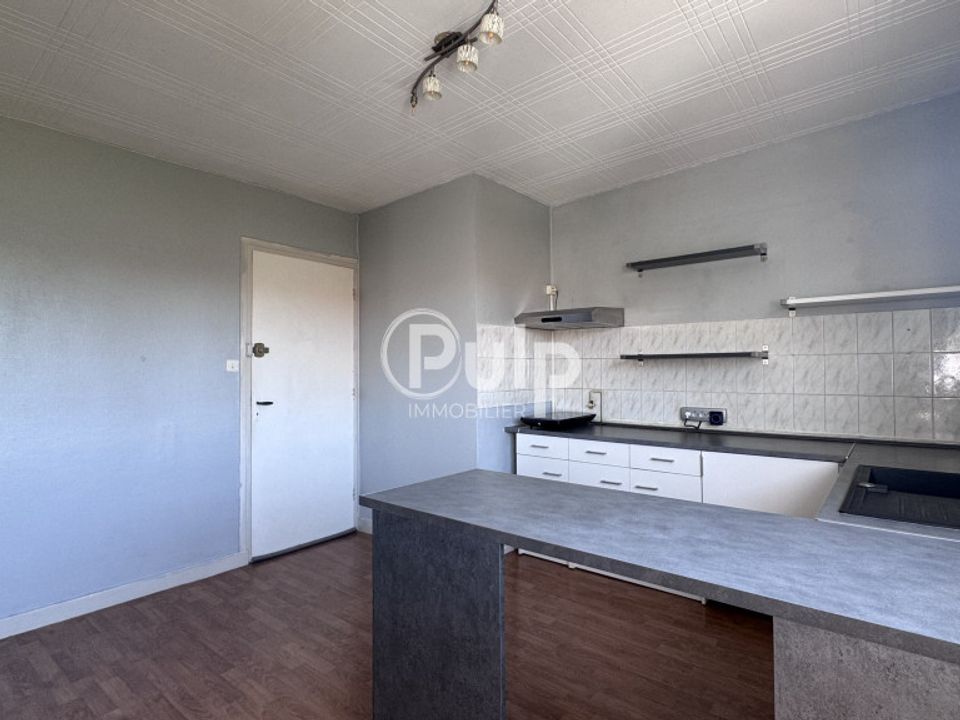Apartment in Noyelles-sous-Lens, Pas-de-Calais - photo 1