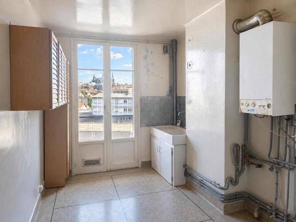 Apartment in Clermont-Ferrand, Puy-de-Dome - photo 4