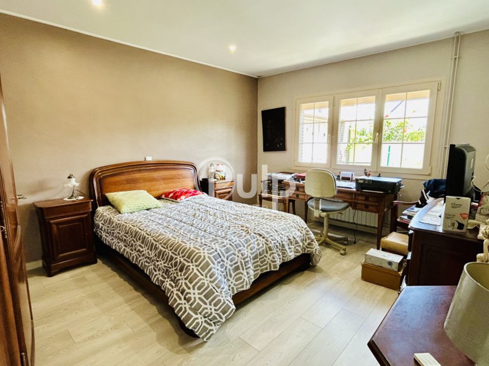 Villa en Auchel, Pas-de-Calais - foto 4