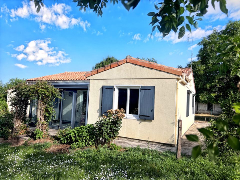 Villa em Saint-Sauvant, Charente-Maritime - foto 2