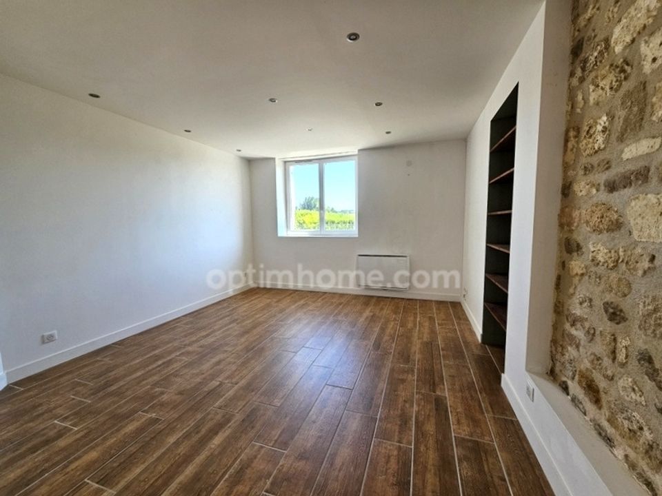 Villa in Magnac-sur-Touvre, Charente - foto 1