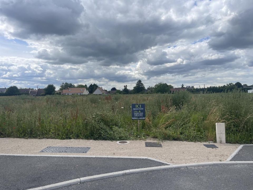 Helårsgrund i Saint-Lye-la-Foret, Loiret - foto 1