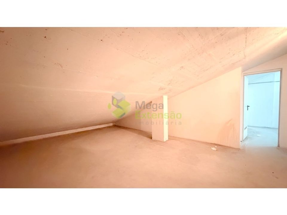 Erhvervsejendom i Cadaval, Lisbon - foto 1