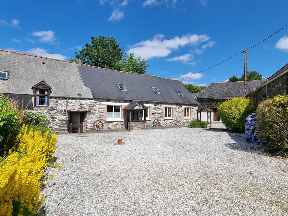 Villa en Caurel, Cotes-d'Armor - foto 1