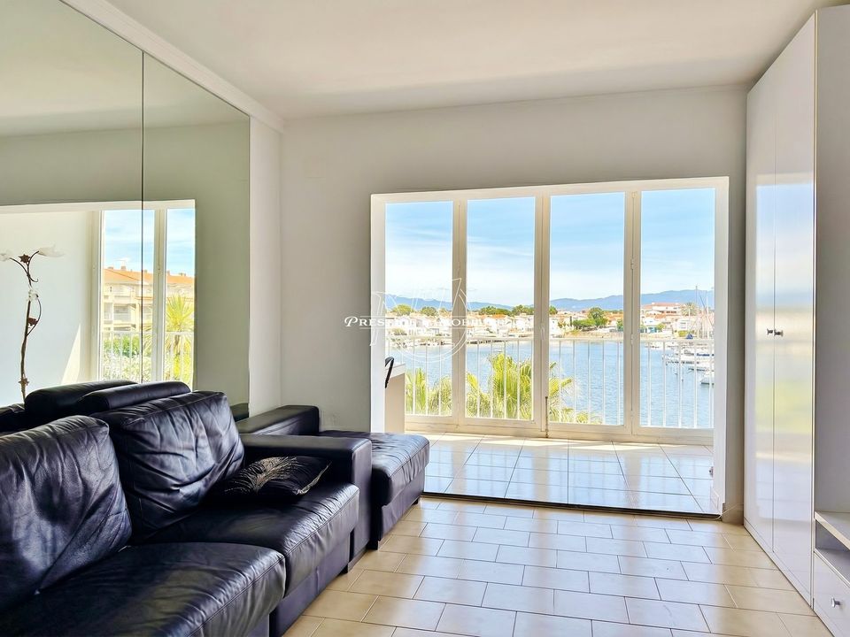 Lejlighed i Empuriabrava, Gerona - foto 5