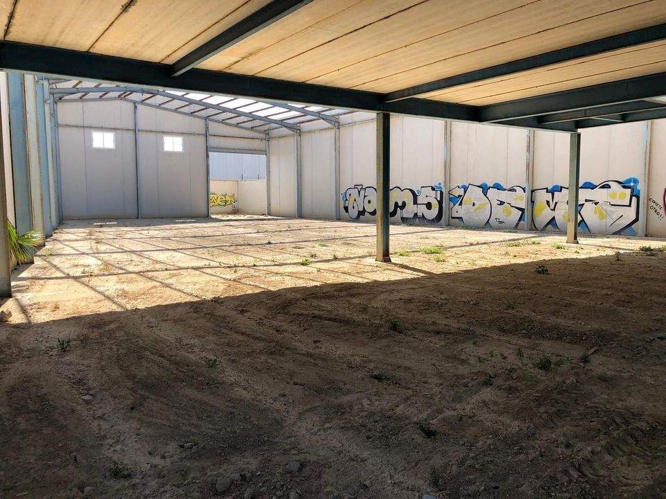 L'establiment comercial a Dolores, Alicante - foto 1
