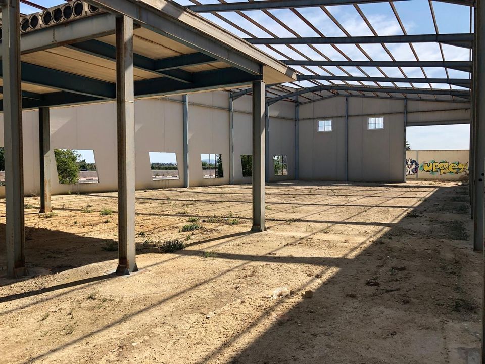 L'establiment comercial a Dolores, Alicante - foto 3