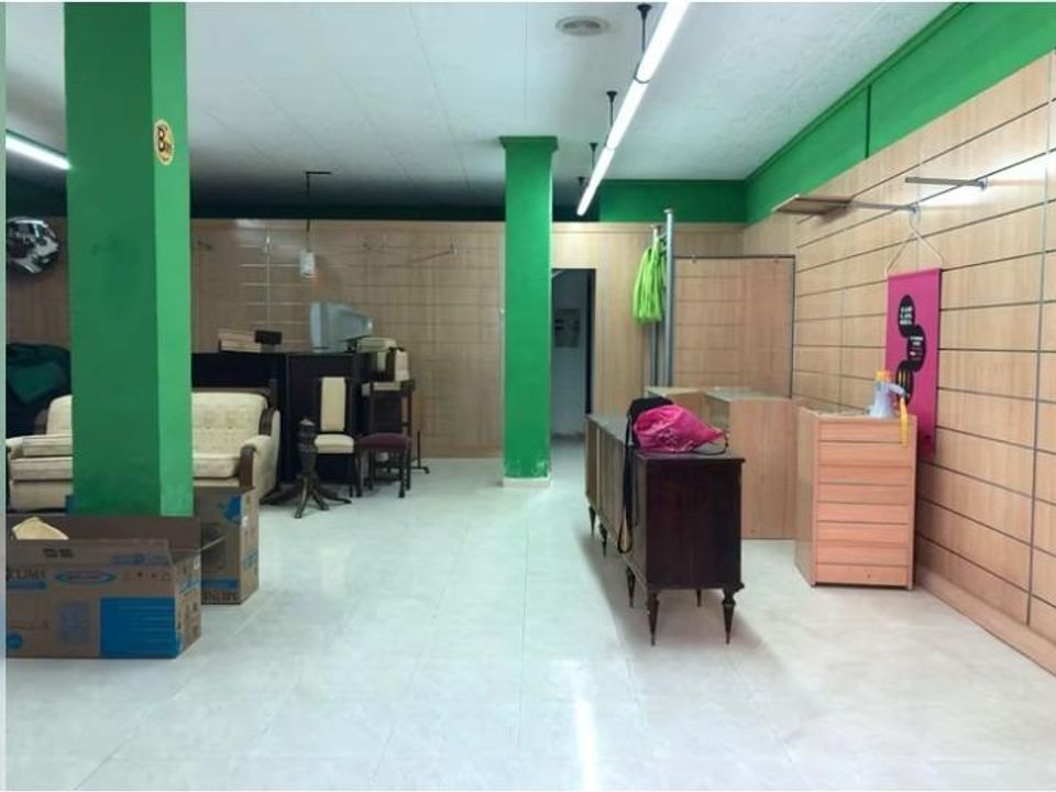 L'establiment comercial a Dolores, Alicante - foto 2