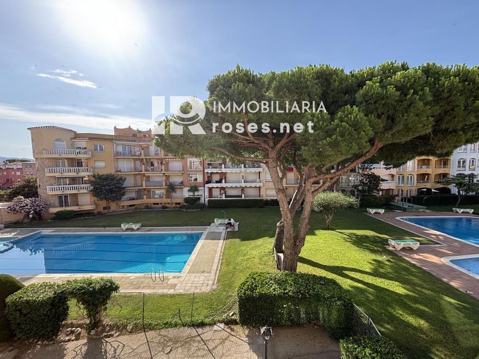 Lejlighed i Empuriabrava, Gerona - foto 2