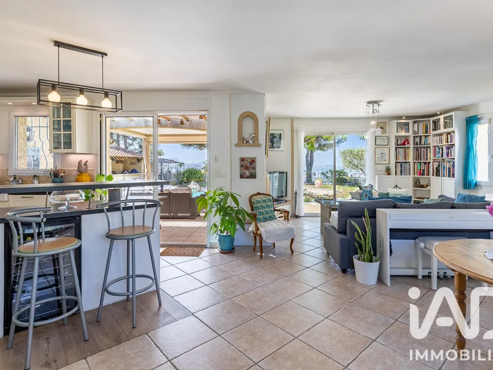 Villa en Marseille, Bouches-du-Rhone - foto 3