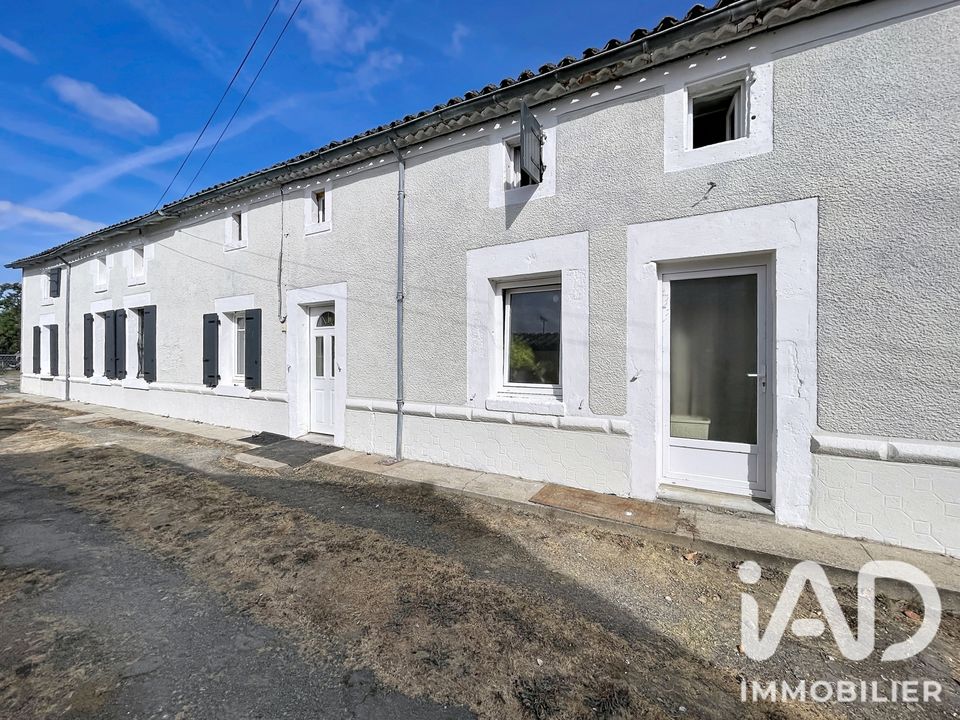 Villa in Saint-Laurs, Deux-Sevres - foto 1