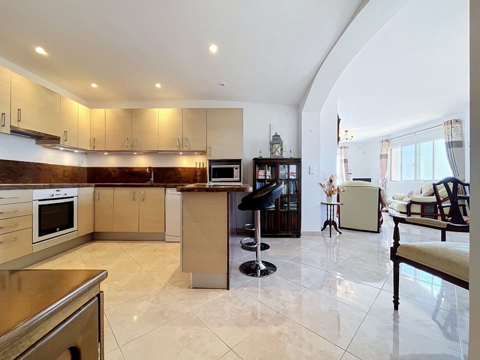 Villa in Callosa D'en Sarria, Alicante - foto 3