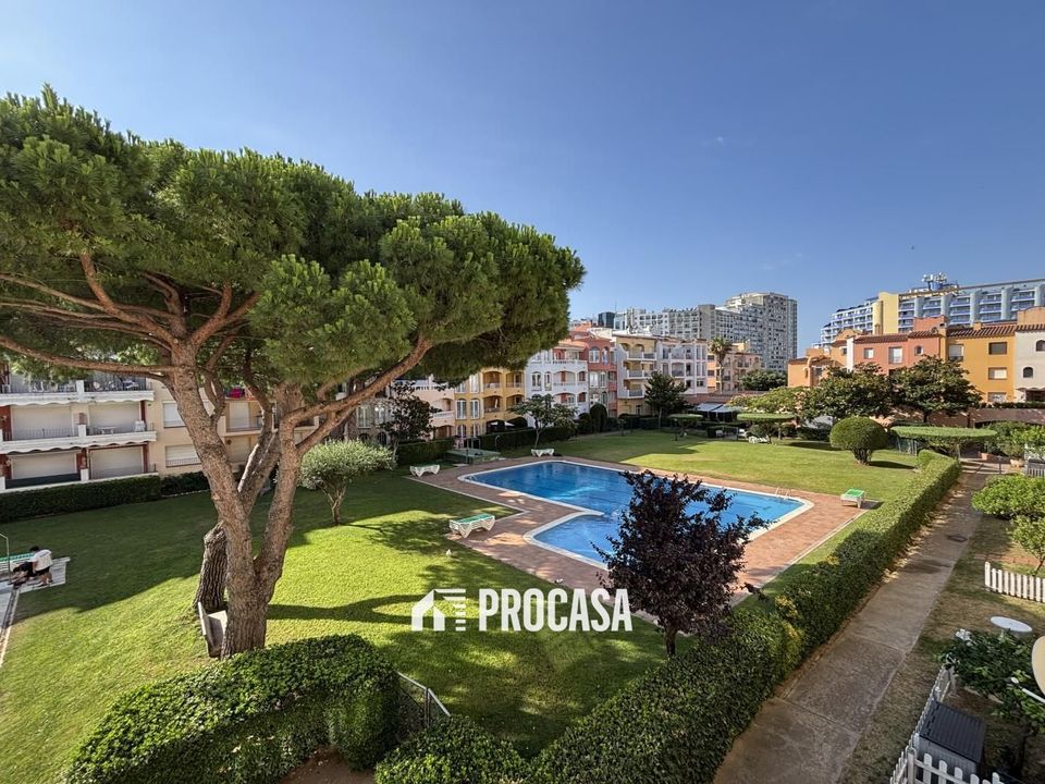 Lejlighed i Empuriabrava, Gerona - foto 2