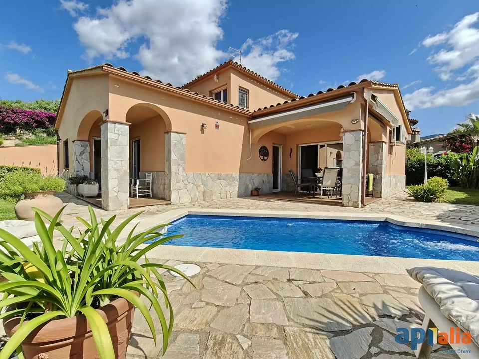 Villa i Calonge, Gerona - foto 1