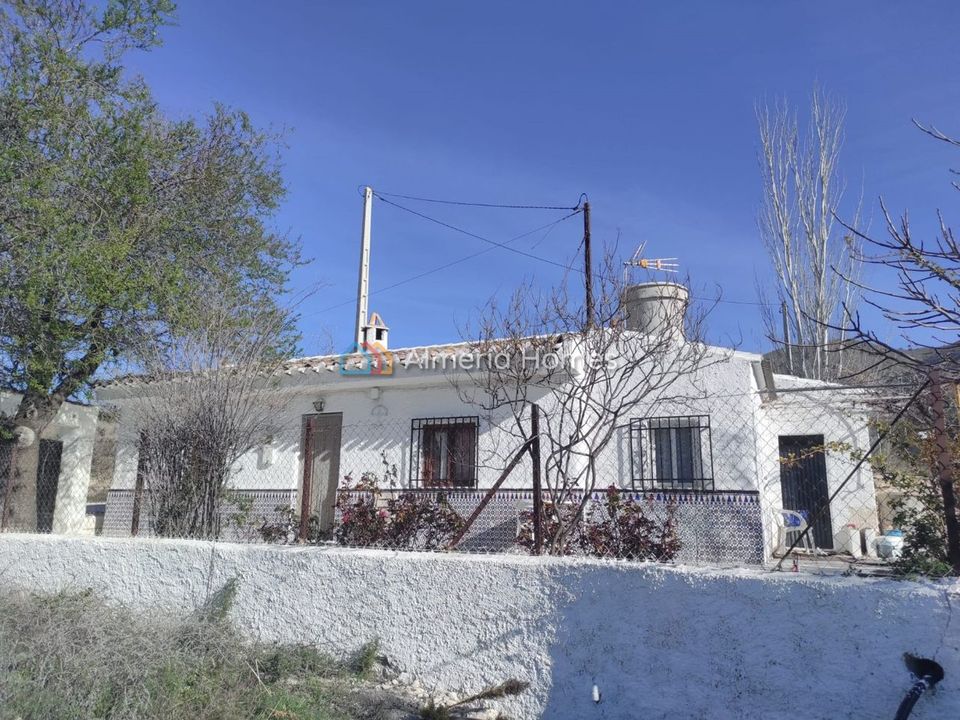 Casa de campo en Somontin, Almeria - foto 1