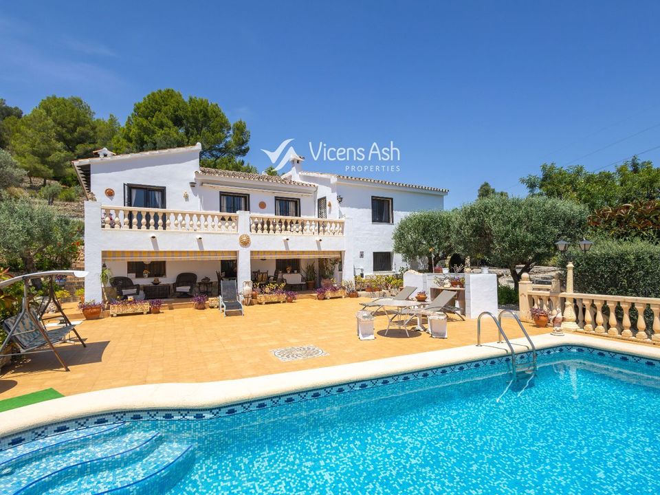 Villa i Gata De Gorgos, Alicante - foto 1