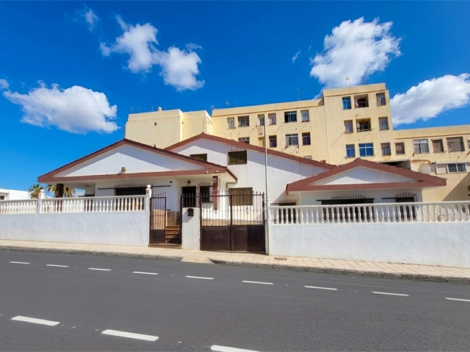 Byhus i Puerto Del Rosario, Fuerteventura - foto 2