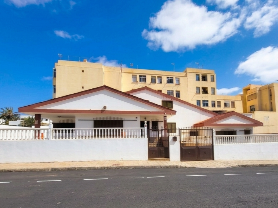Byhus i Puerto Del Rosario, Fuerteventura - foto 1