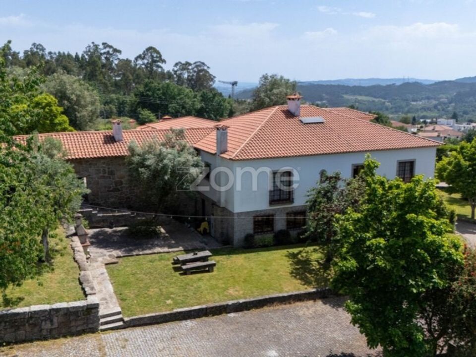 Villa - Fafe, Braga - photo 1